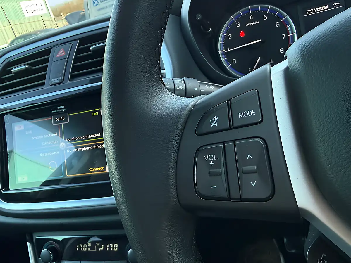 Used 2020 Suzuki SX4 S-Cross SZ5 Grey - Interior and Exterior details 20