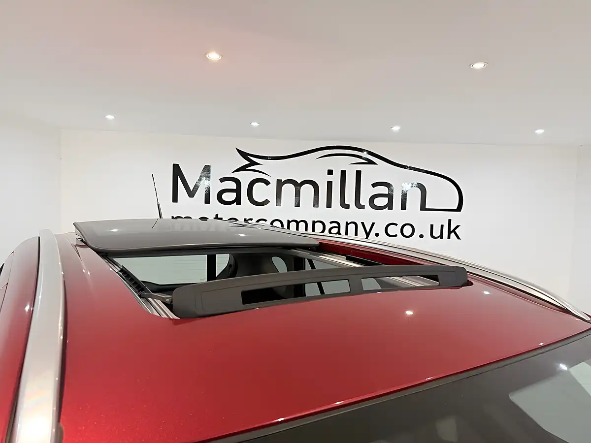 Used 2020 Suzuki SX4 S-Cross SZ5 Red - Interior and Exterior details 12