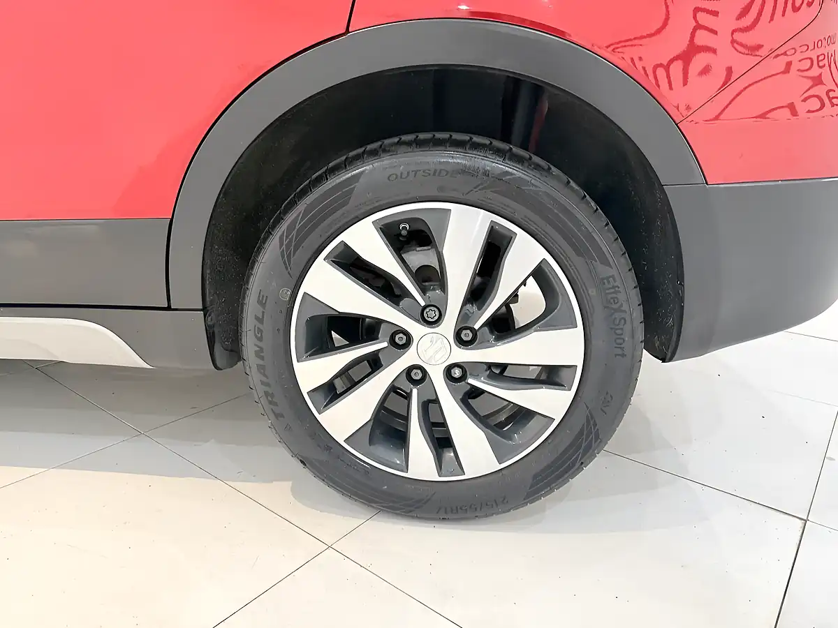 Used 2020 Suzuki SX4 S-Cross SZ5 Red - Interior and Exterior details 19