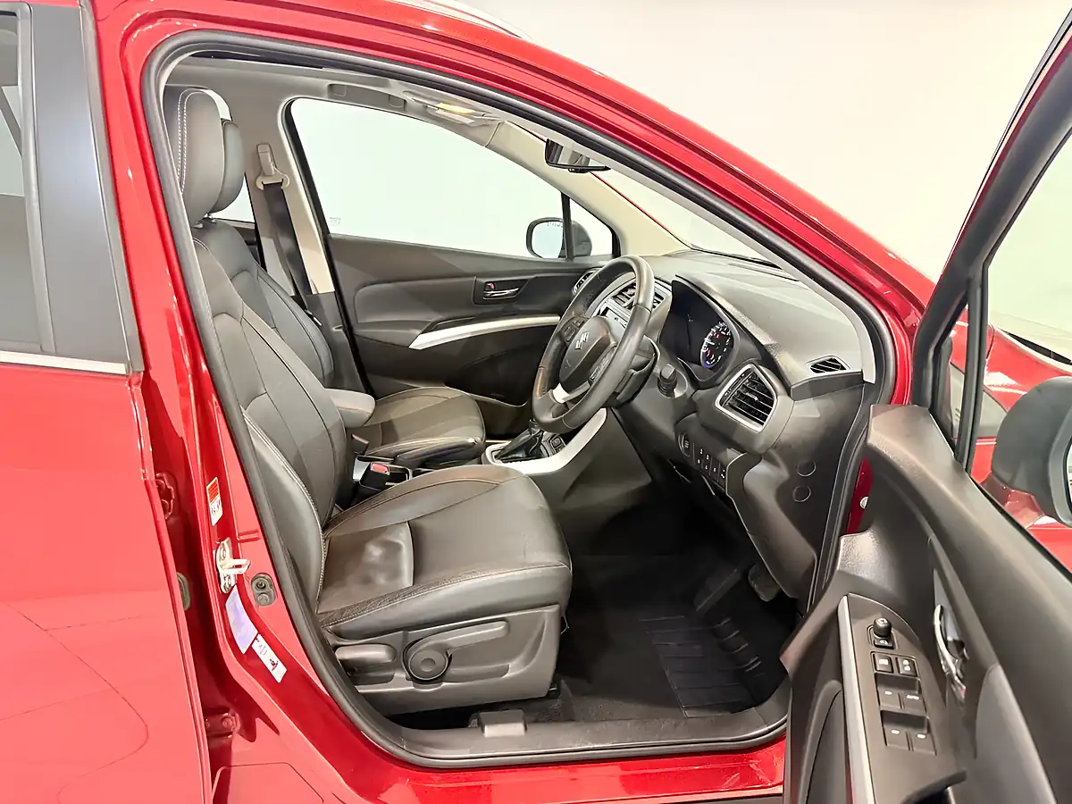Used 2020 Suzuki SX4 S-Cross SZ5 Red - Interior and Exterior details 20