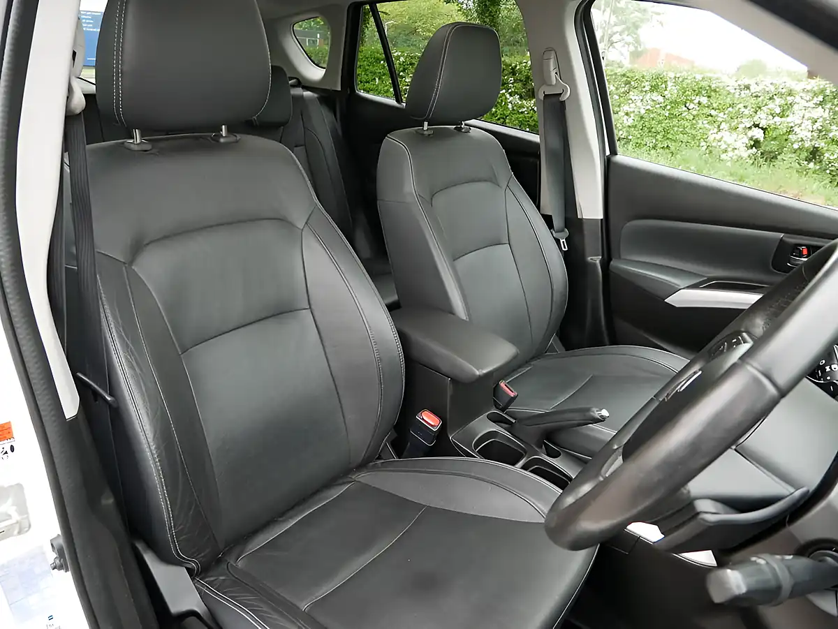 Used 2020 Suzuki Sx4 S-Cross SZ5 White - Interior and Exterior details 12