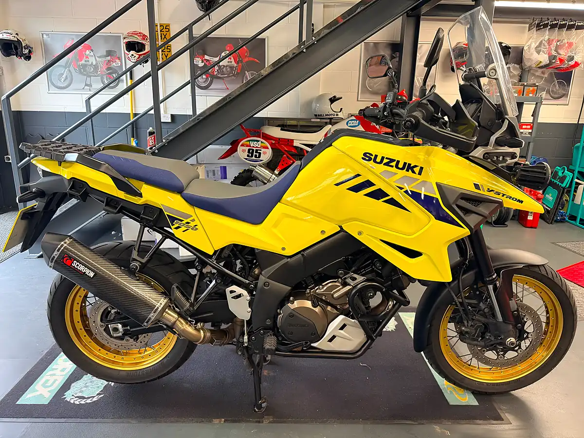 Used 2020 Suzuki V-Strom 1050 V Storm - Front View