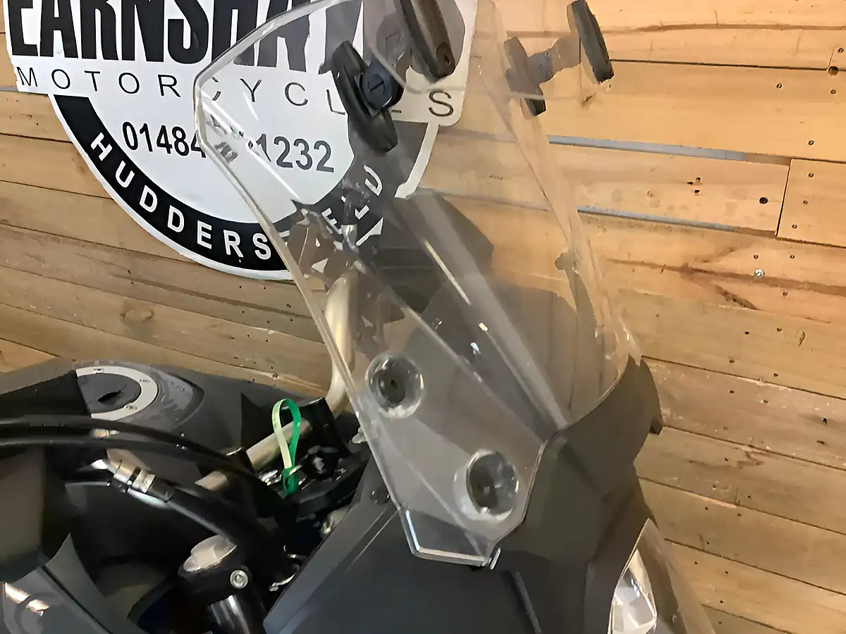 Used 2020 Suzuki V-Strom 650 Grey - Interior and Exterior details 11