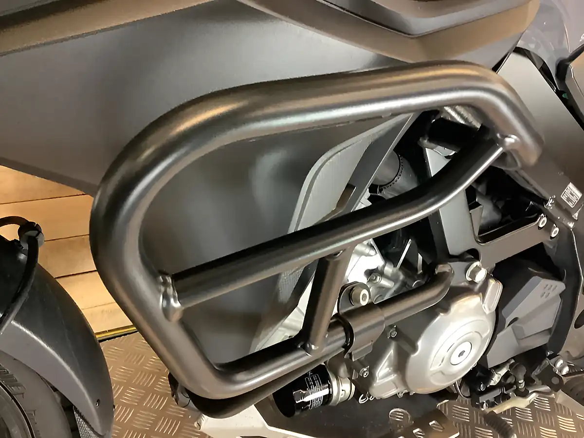 Used 2020 Suzuki V-Strom 650 Grey - Interior and Exterior details 15