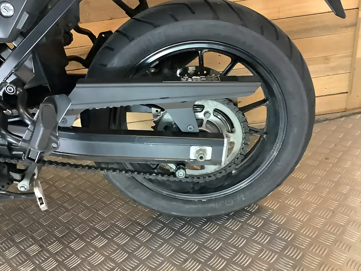 Used 2020 Suzuki V-Strom 650 Grey - Interior and Exterior details 20