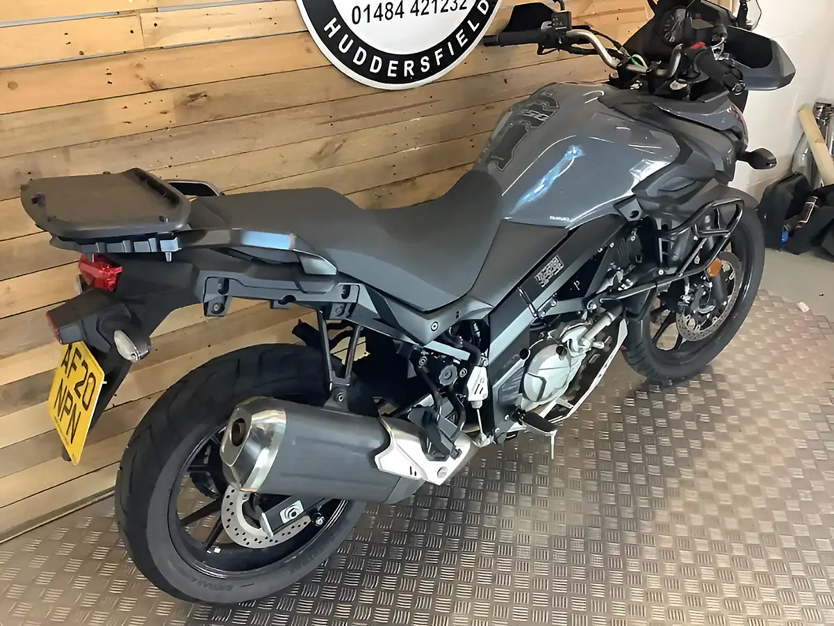 Used 2020 Suzuki V-Strom 650 Grey - Interior and Exterior details 4