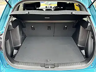 Used 2020 Suzuki Vitara Sz-T Atlantis Turquoise Pearl - Interior and Exterior details 11