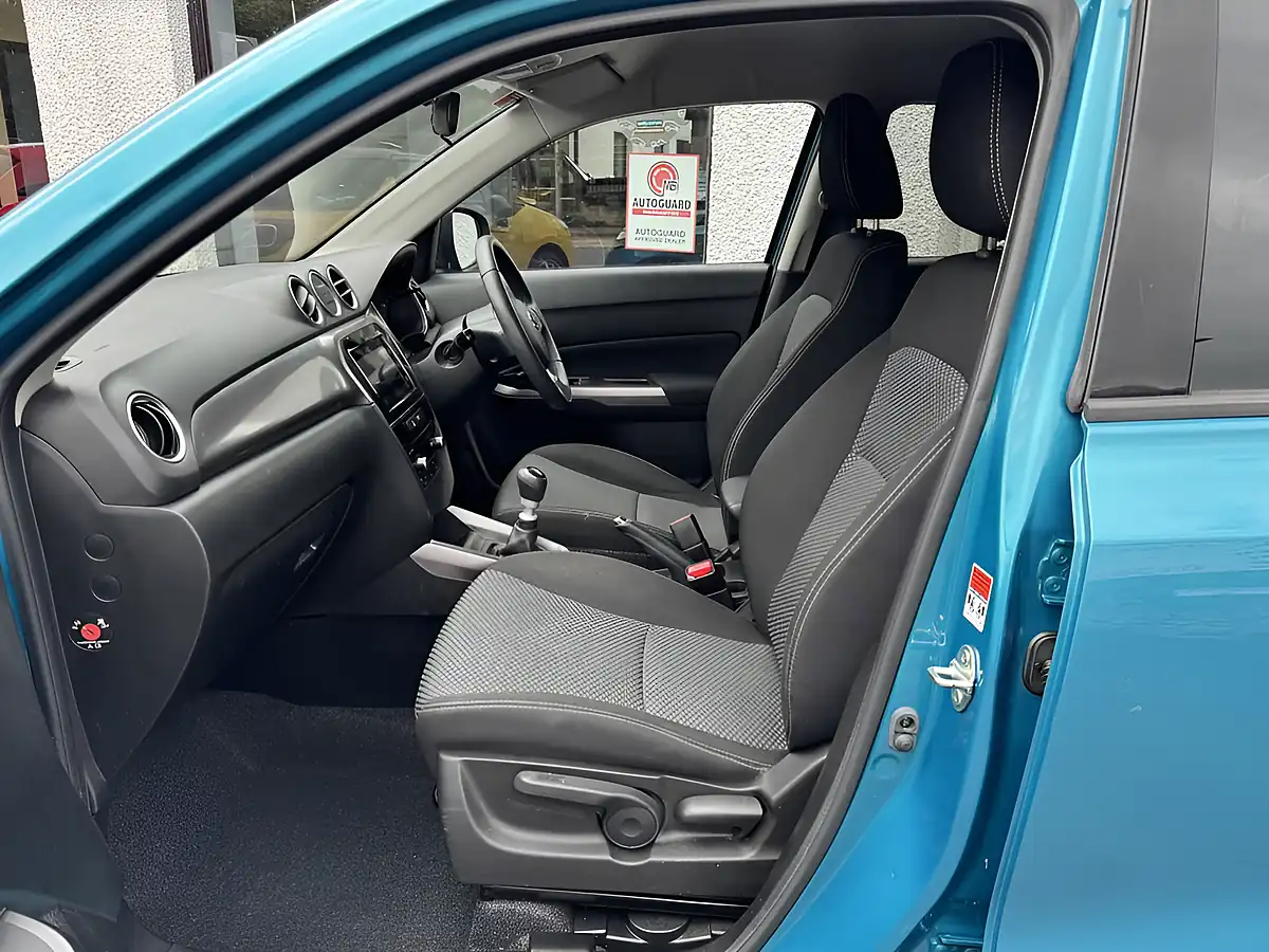 Used 2020 Suzuki Vitara Sz-T Atlantis Turquoise Pearl - Interior and Exterior details 12