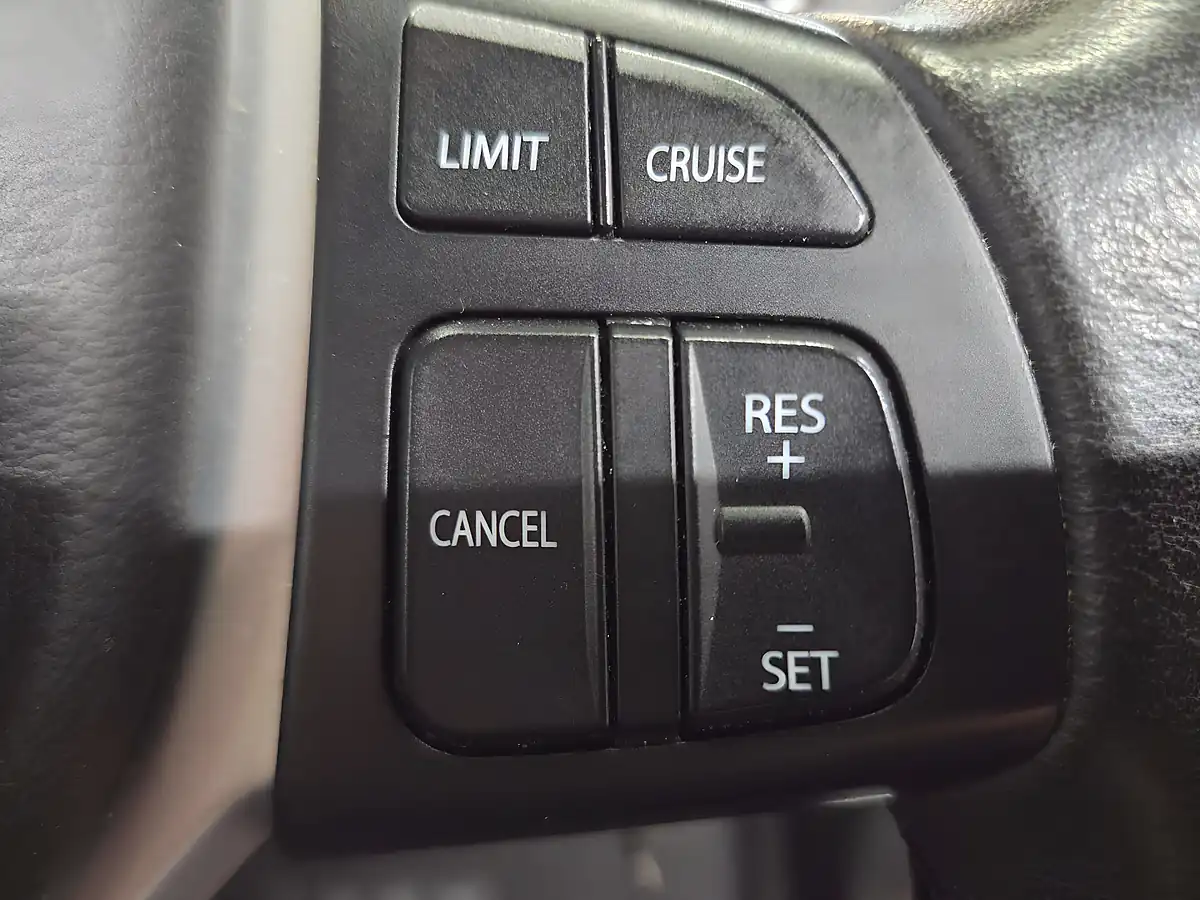 Used 2020 Suzuki Vitara Sz-T Black - Interior and Exterior details 10