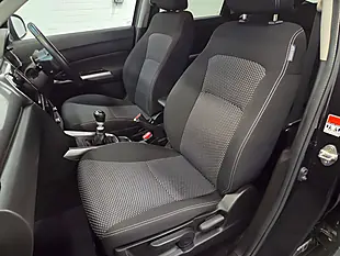 Used 2020 Suzuki Vitara Sz-T Black - Interior and Exterior details 9