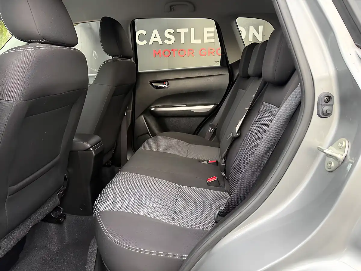 Used 2020 Suzuki Vitara Sz-T Grey - Interior and Exterior details 11