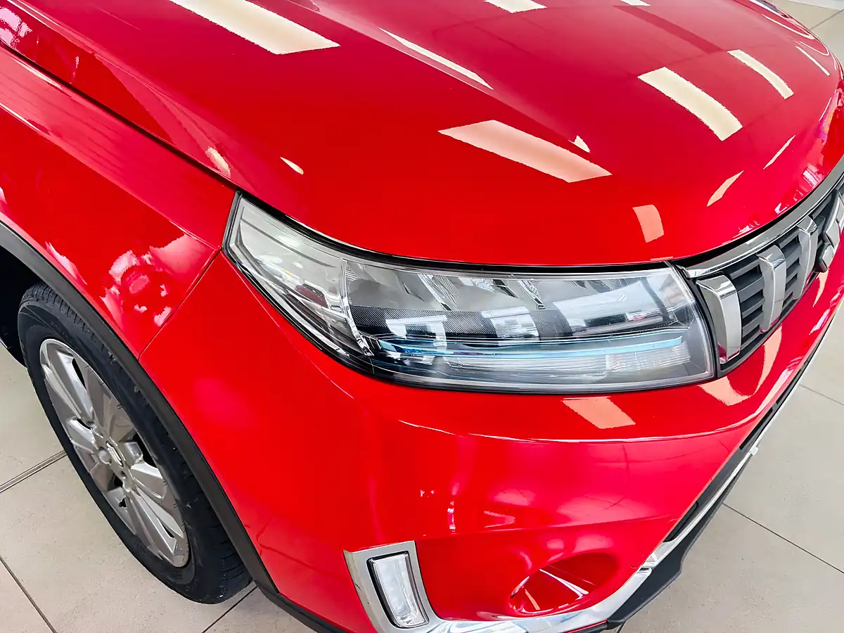 Used 2020 Suzuki Vitara Sz-T Red - Interior and Exterior details 16
