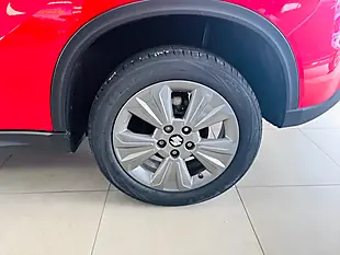 Used 2020 Suzuki Vitara Sz-T Red - Interior and Exterior details 17