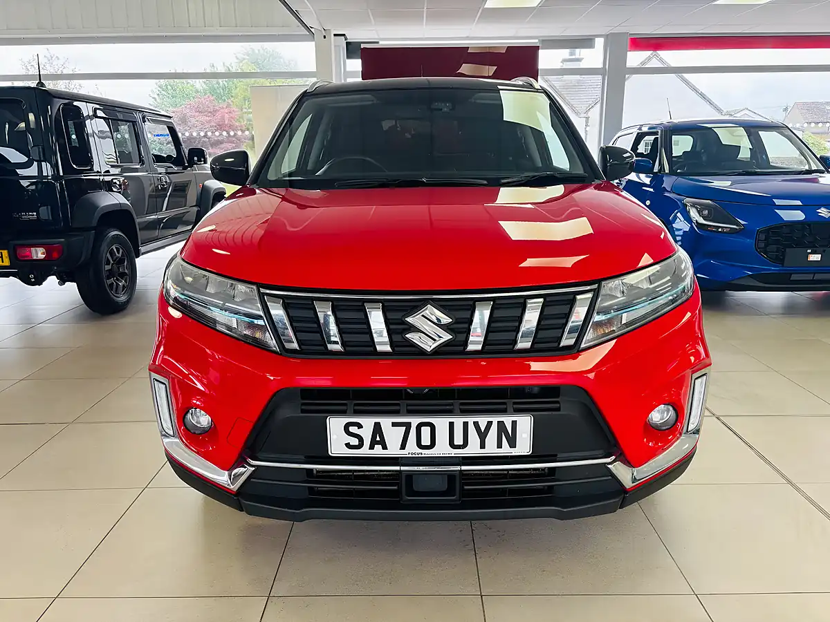 Used 2020 Suzuki Vitara Sz-T Red - Interior and Exterior details 2