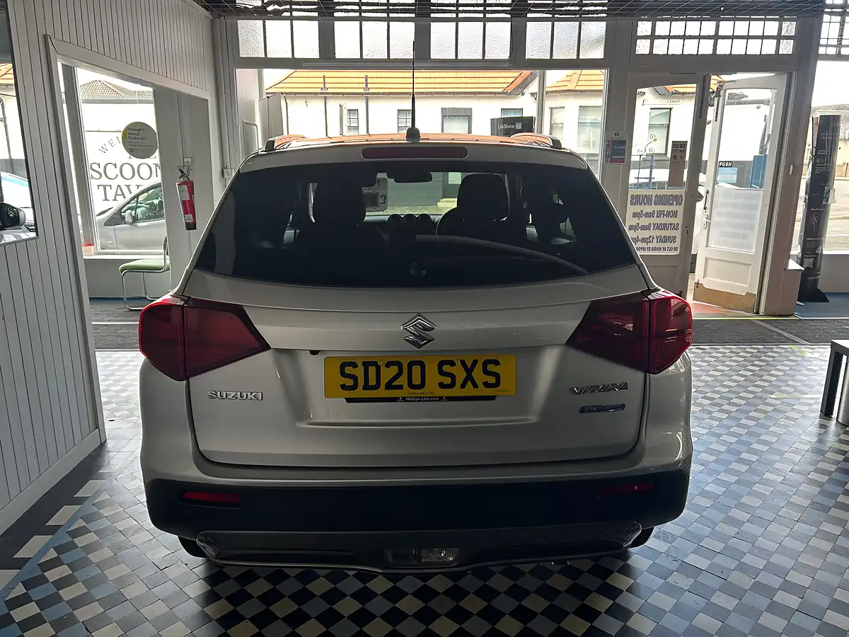 Used 2020 Suzuki Vitara Sz-T Silver - Interior and Exterior details 6