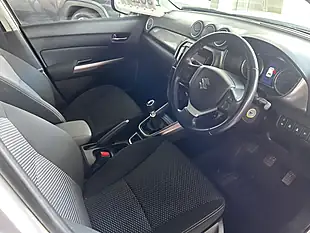 Used 2020 Suzuki Vitara Sz-T Silver - Interior and Exterior details 7