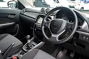 Used 2020 Suzuki Vitara Sz-T Superior White - Interior and Exterior details 2