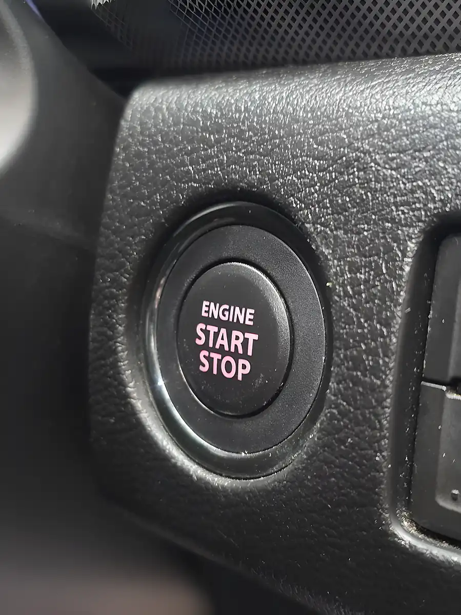 Used 2020 Suzuki Vitara SZ5 White - Interior and Exterior details 15
