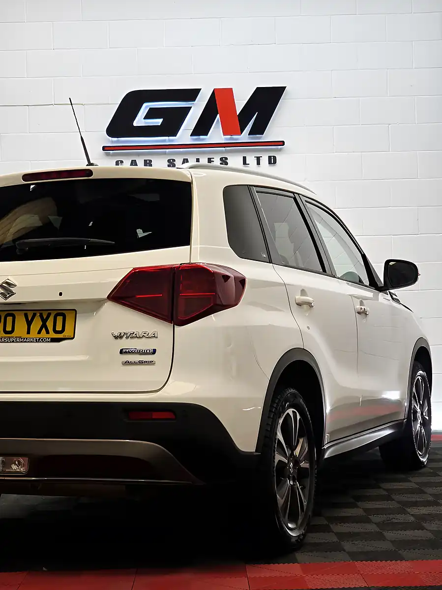 Used 2020 Suzuki Vitara SZ5 White - Interior and Exterior details 9