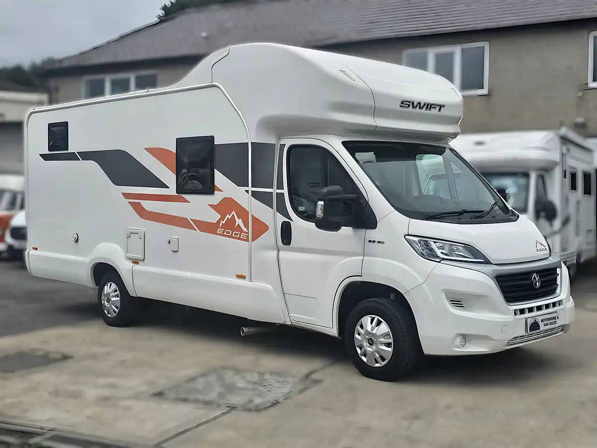 Used 2020 Swift Edge 476 Luxury White - Front View