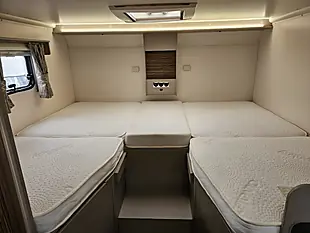 Used 2020 Swift Edge 476 Luxury White - Interior and Exterior details 18