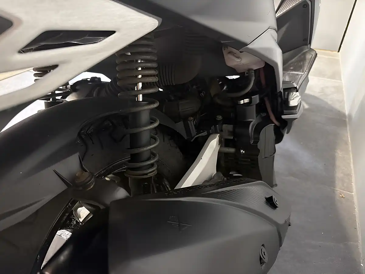 Used 2020 Sym Jet 14 Lc Black - Interior and Exterior details 12