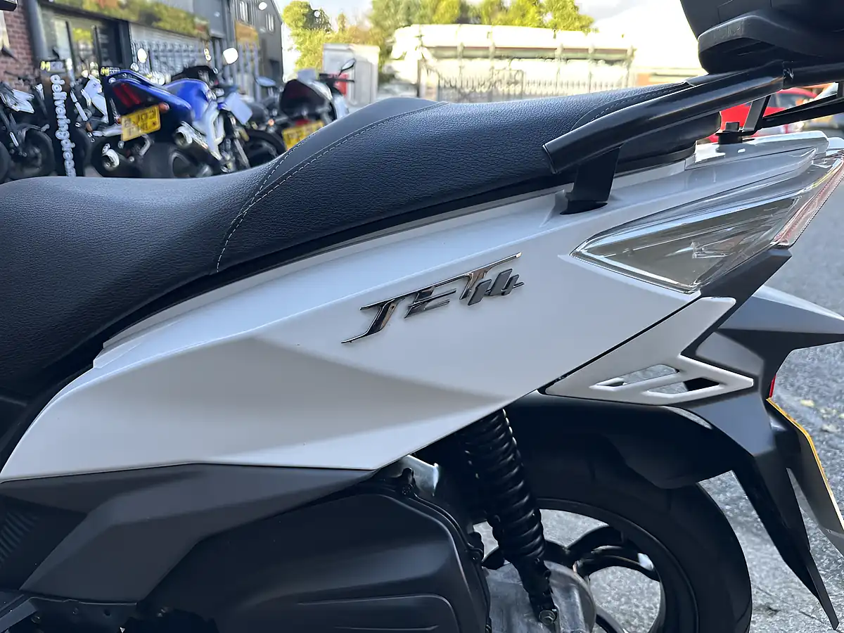 Used 2020 Sym Jet 14 White - Interior and Exterior details 17