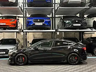 Used 2020 Tesla Model 3 Long Range Black - Interior and Exterior details 6