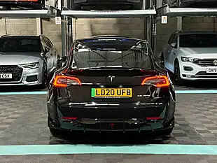 Used 2020 Tesla Model 3 Long Range Black - Interior and Exterior details 8