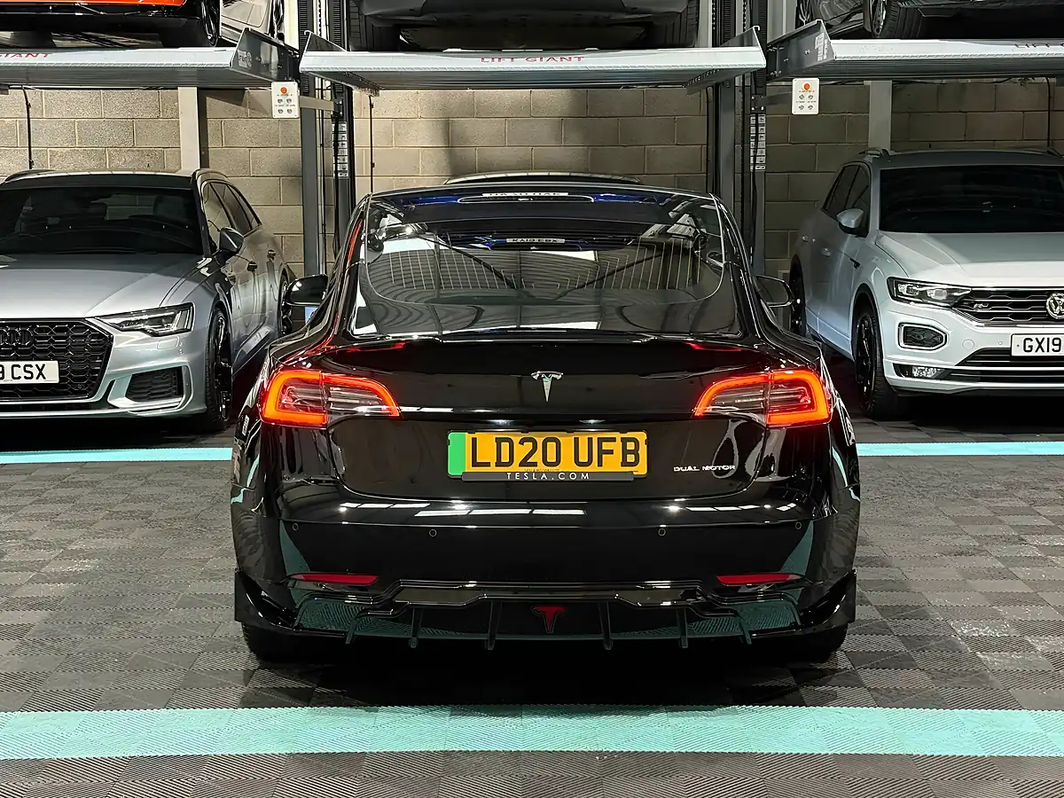 Used 2020 Tesla Model 3 Long Range Black - Interior and Exterior details 8