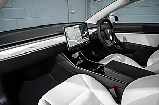 Used 2020 Tesla Model 3 Long Range Black - Interior and Exterior details 10
