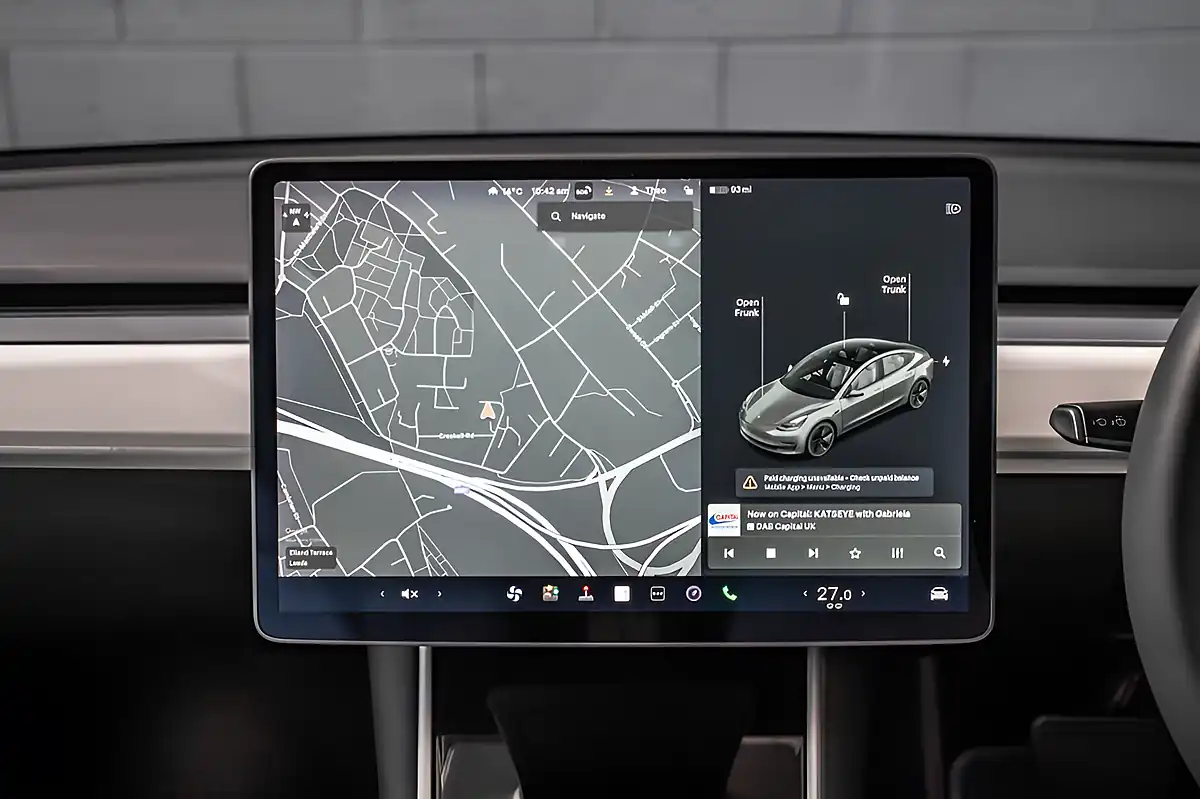 Used 2020 Tesla Model 3 Long Range Black - Interior and Exterior details 17