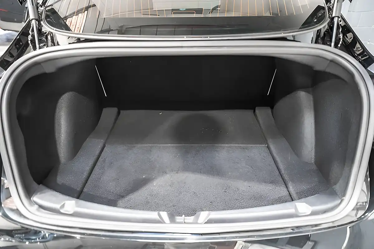 Used 2020 Tesla Model 3 Long Range Black - Interior and Exterior details 19