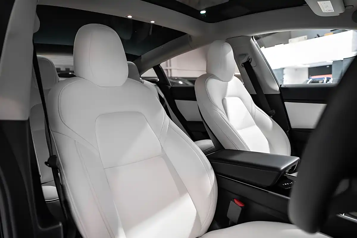Used 2020 Tesla Model 3 Long Range Black - Interior and Exterior details 8