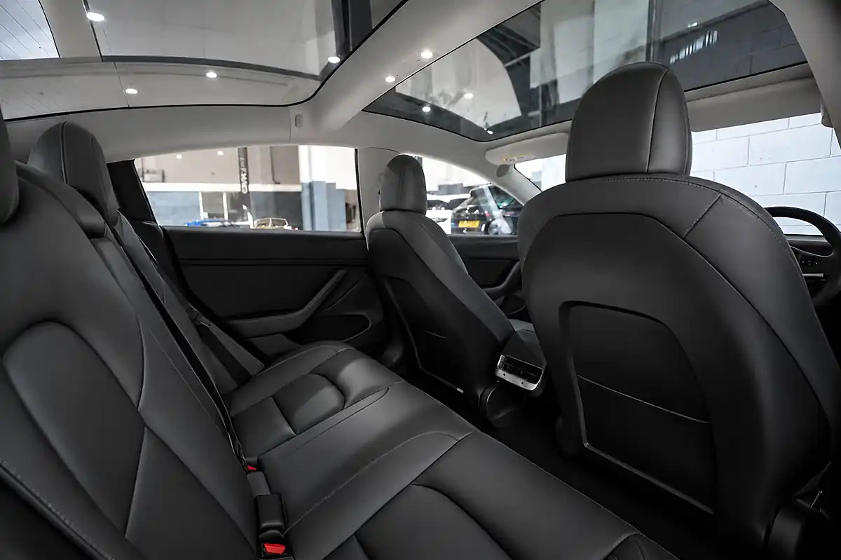 Used 2020 Tesla Model 3 Long Range Black - Interior and Exterior details 14