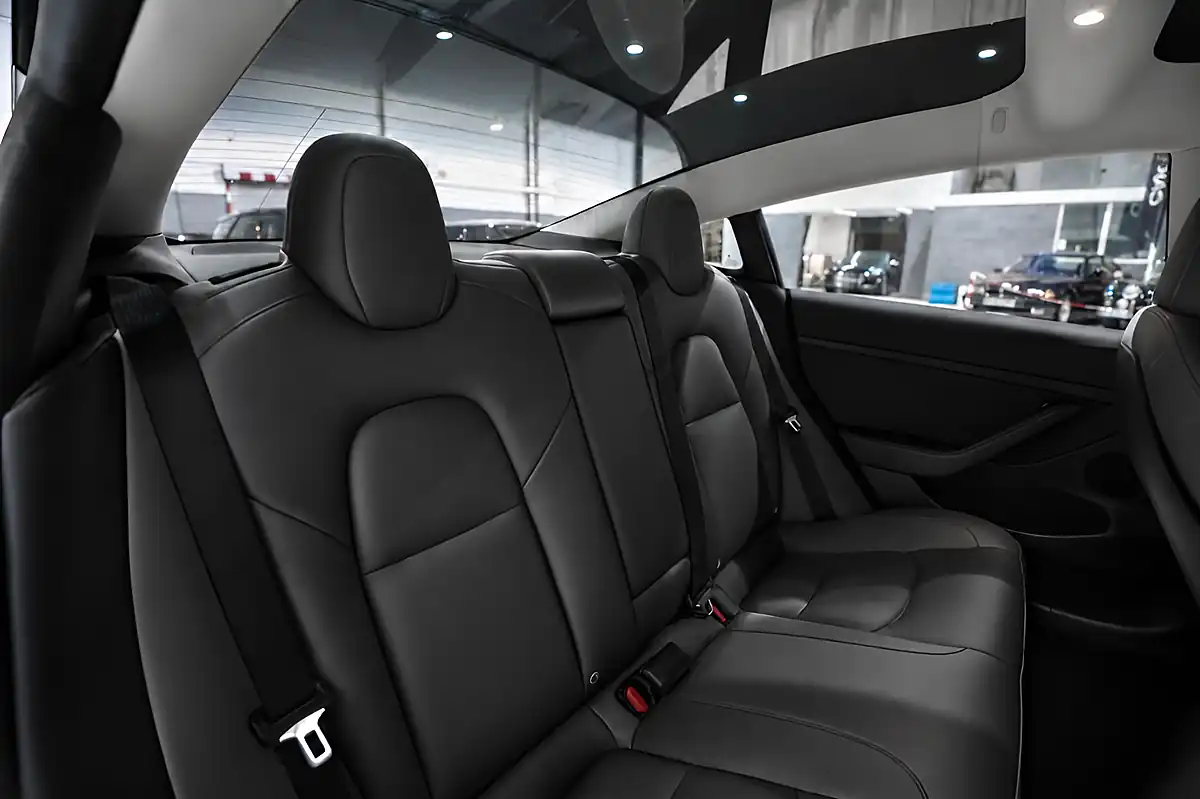 Used 2020 Tesla Model 3 Long Range Black - Interior and Exterior details 15