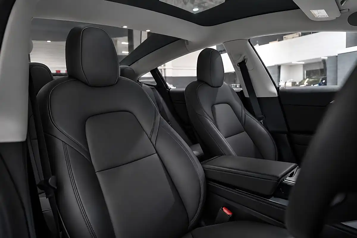 Used 2020 Tesla Model 3 Long Range Black - Interior and Exterior details 7