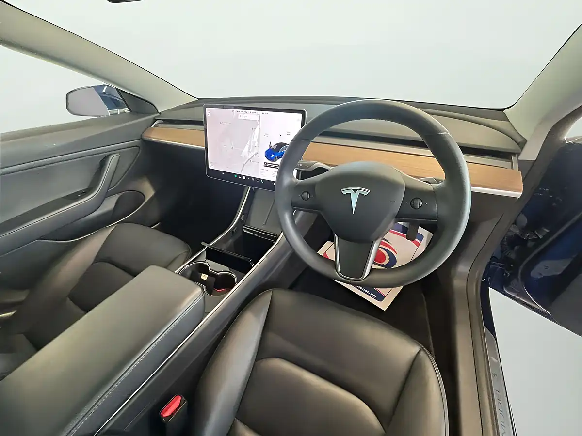 Used 2020 Tesla Model 3 Long Range Blue - Interior and Exterior details 10