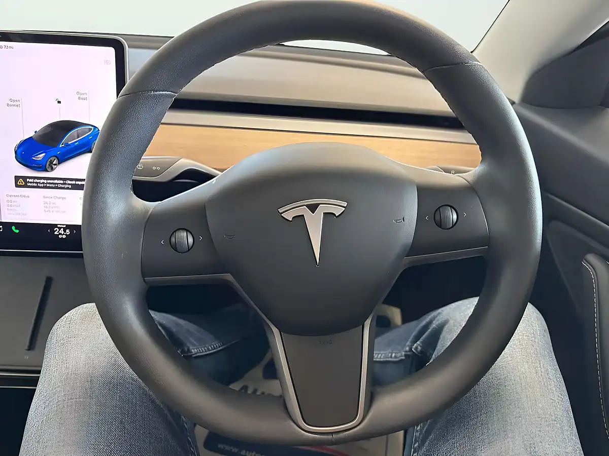 Used 2020 Tesla Model 3 Long Range Blue - Interior and Exterior details 12