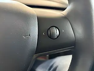 Used 2020 Tesla Model 3 Long Range Blue - Interior and Exterior details 17