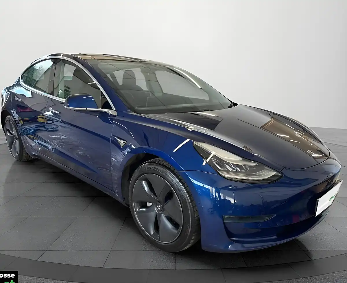 Used 2020 Tesla Model 3 Long Range Blue - Interior and Exterior details 2