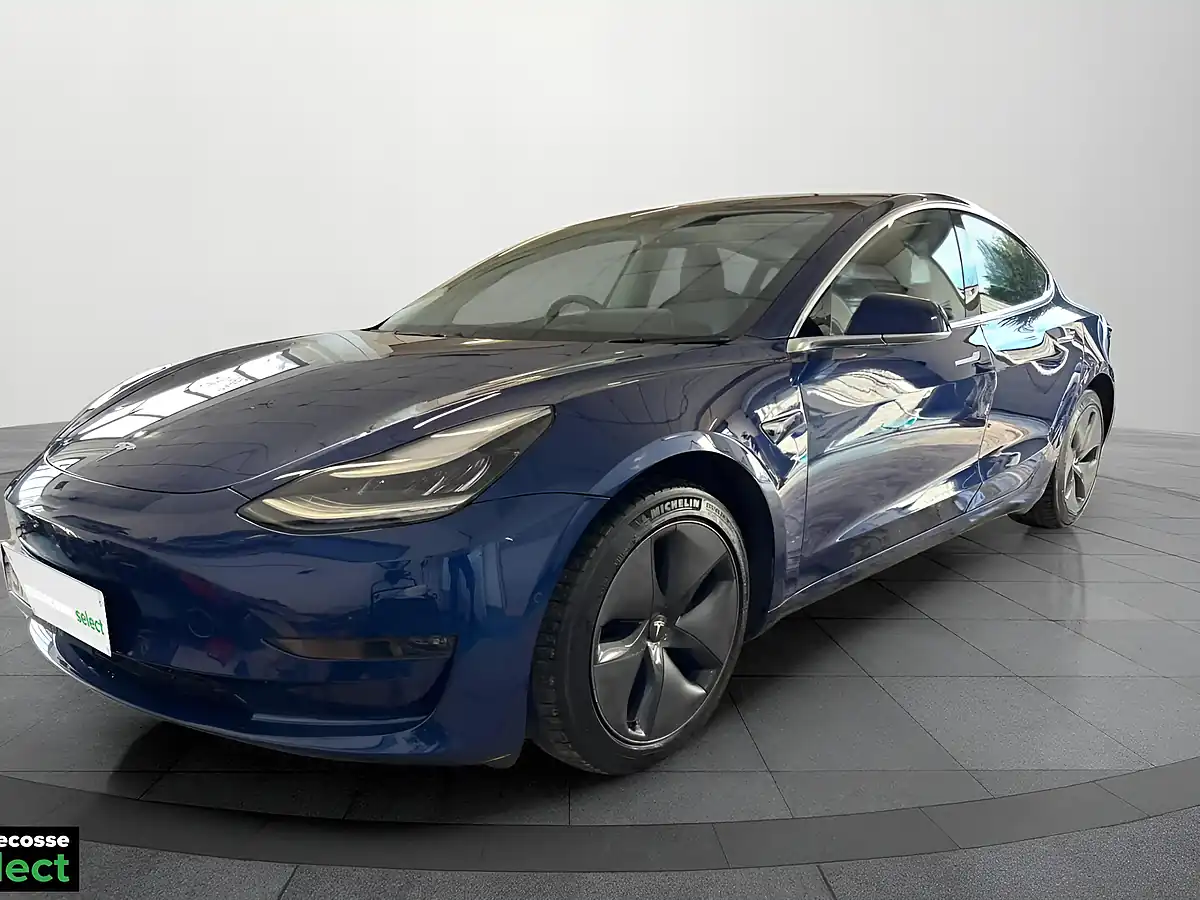 Used 2020 Tesla Model 3 Long Range Blue - Interior and Exterior details 5