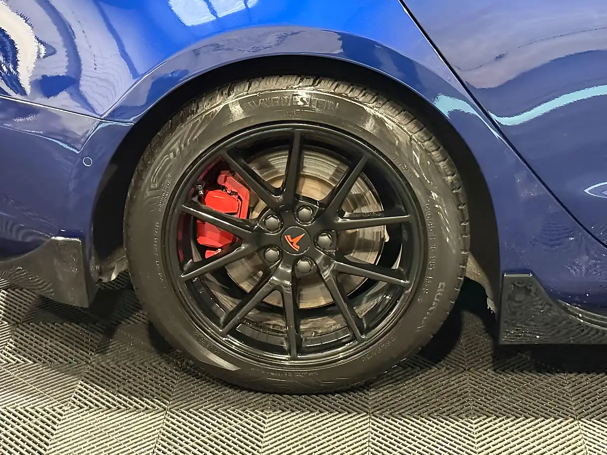 Used 2020 Tesla Model 3 Long Range Blue - Interior and Exterior details 12