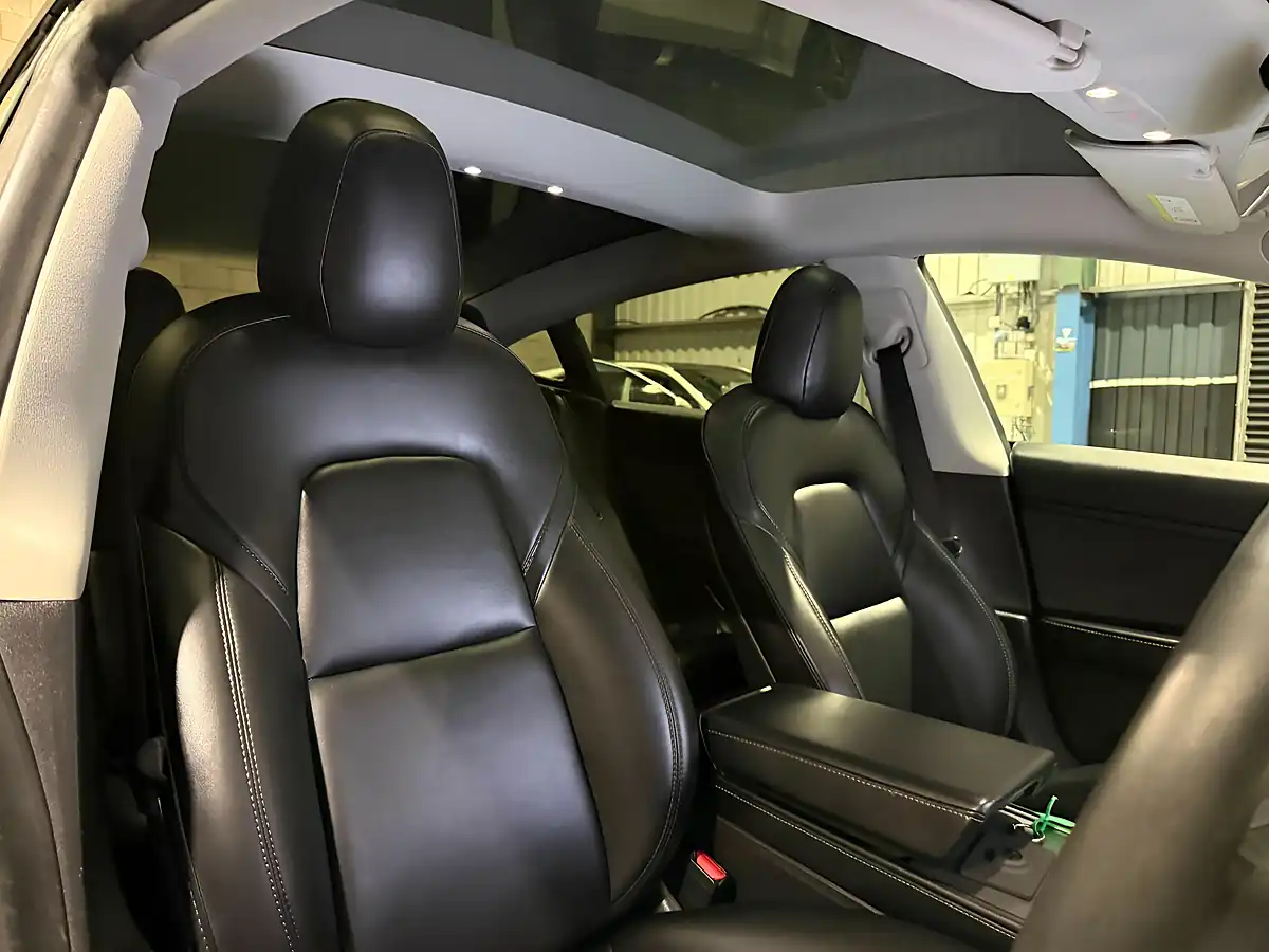 Used 2020 Tesla Model 3 Long Range Blue - Interior and Exterior details 13
