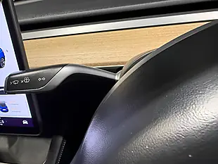 Used 2020 Tesla Model 3 Long Range Blue - Interior and Exterior details 17