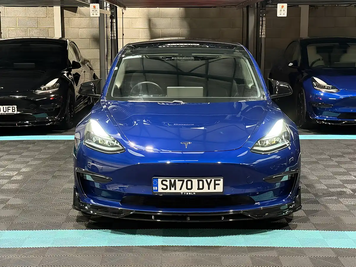 Used 2020 Tesla Model 3 Long Range Blue - Interior and Exterior details 4