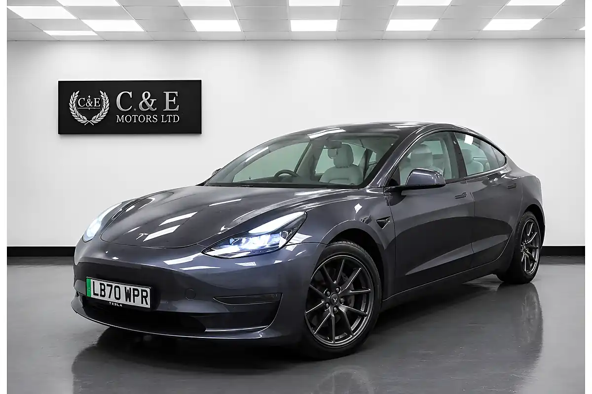 Used 2020 Tesla Model 3 Long Range Grey - Front View