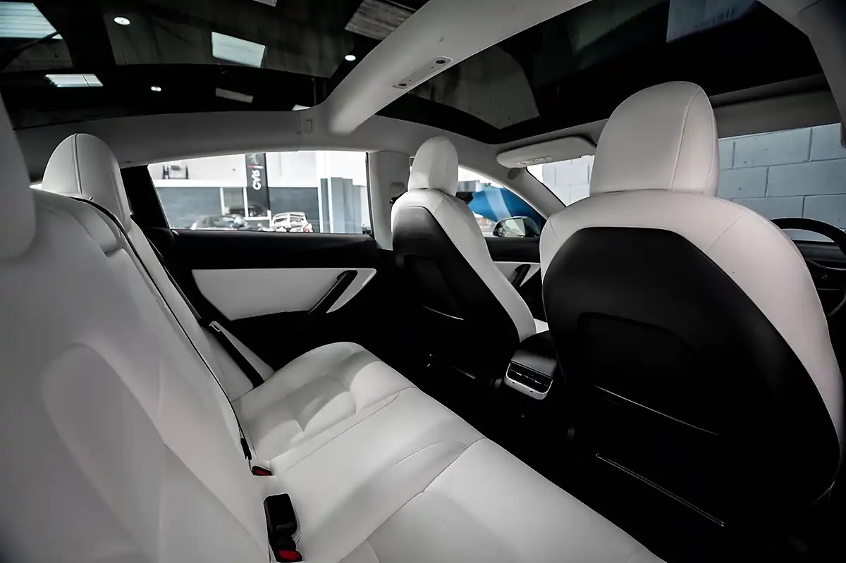 Used 2020 Tesla Model 3 Long Range Grey - Interior and Exterior details 15