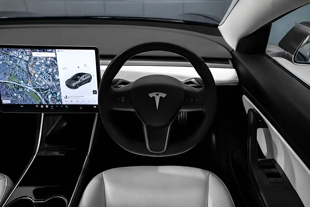 Used 2020 Tesla Model 3 Long Range Grey - Interior and Exterior details 17