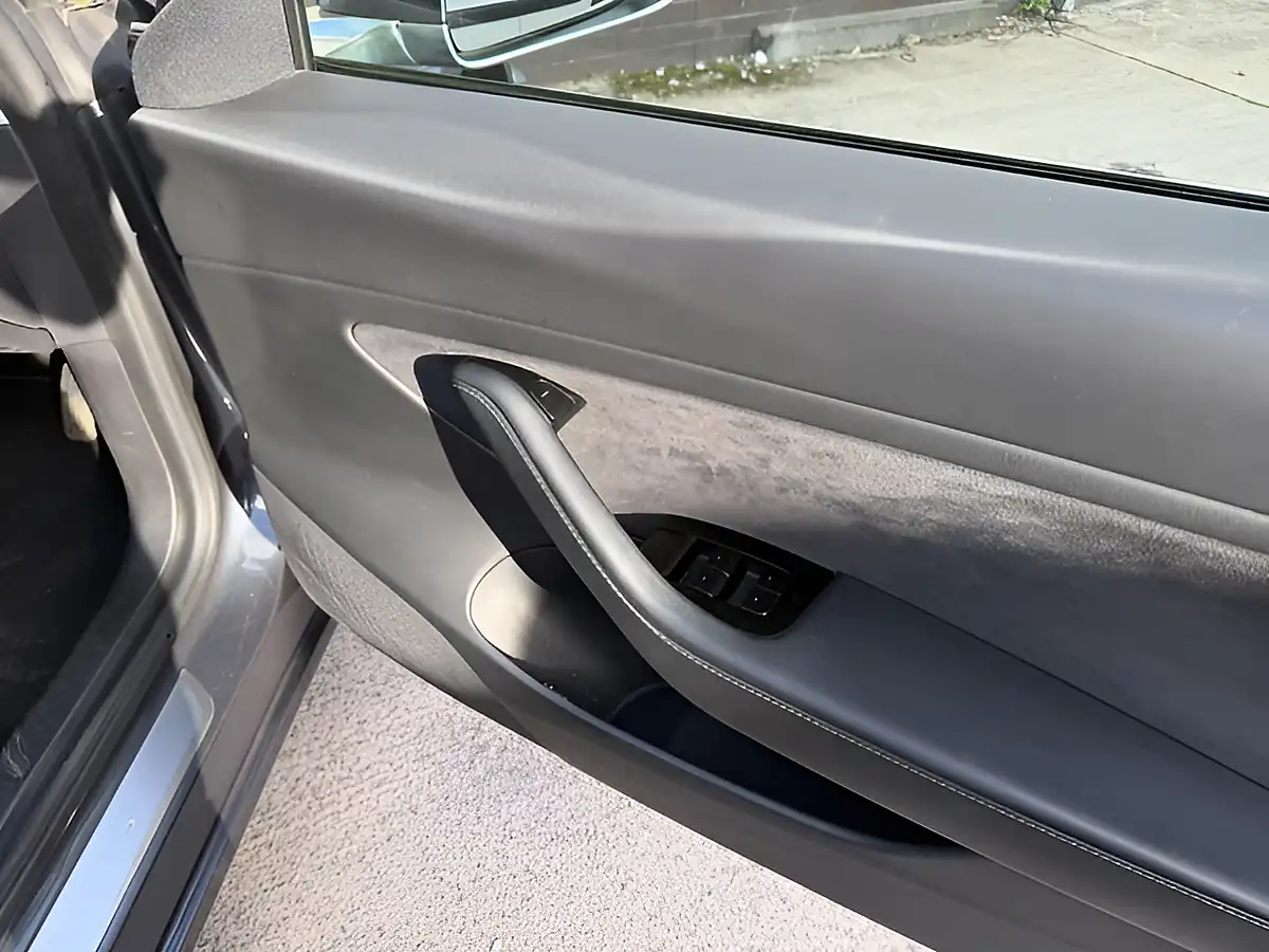 Used 2020 Tesla Model 3 Long Range Grey - Interior and Exterior details 14